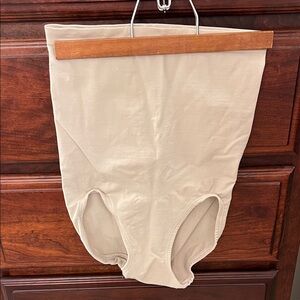 barely there High-Waist Shaping Briefs - Neutral Beige
